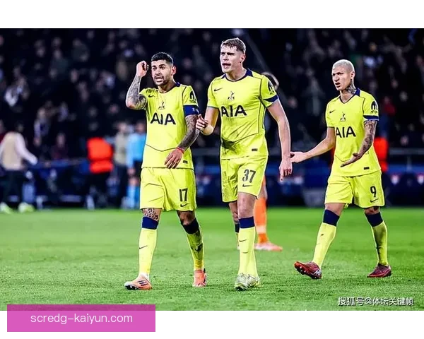 欧冠联赛瑞士轮阶段前瞻，球队表现备受关注