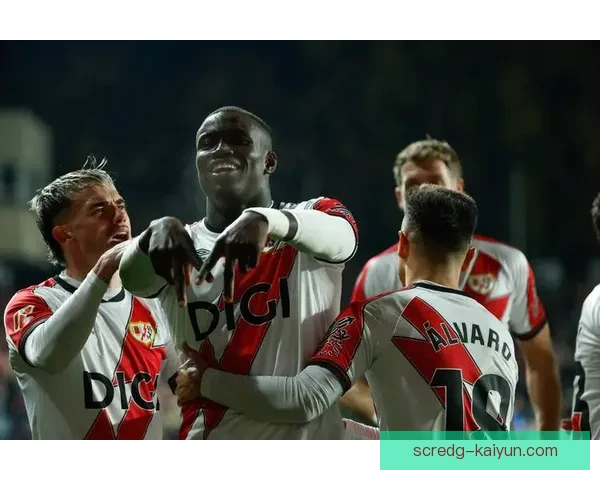 西甲巴伦西亚自治区球队状态回暖，近期表现稳健引发关注